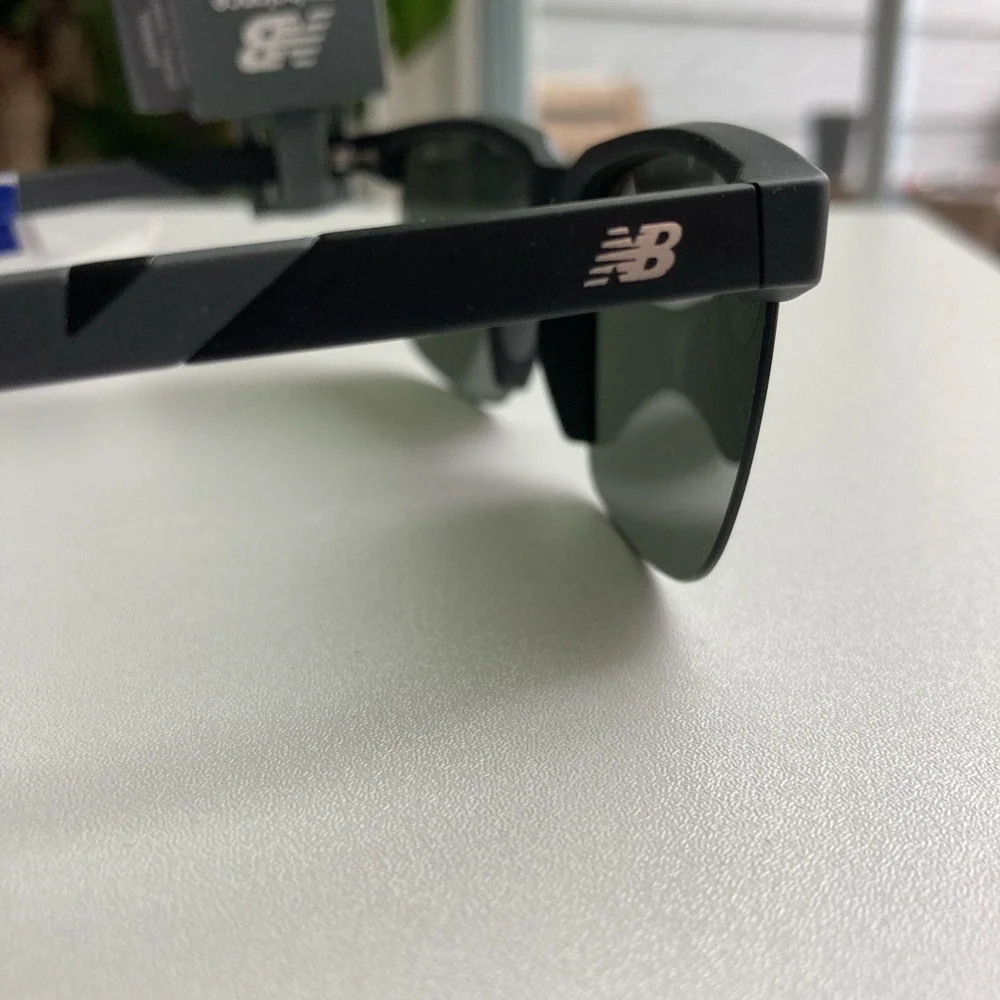 NWT New Balance Polarized Sports Sunglasses Scratch Impact Resistant